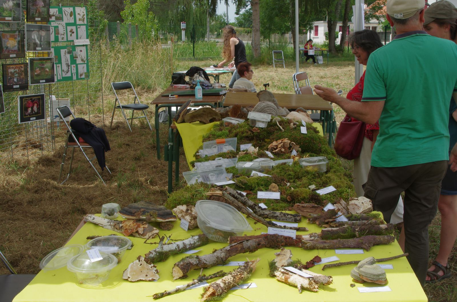 2022 06 12 Stands fete de La mare Semeac 07